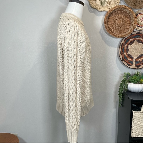 Men's L.L.Bean Signature Cotton Chunky Cable Knit Fisherman Sweater Beige Medium - Picture 3 of 13